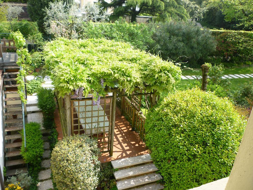 B&B Villa Dei Pini Domegliara Exterior photo