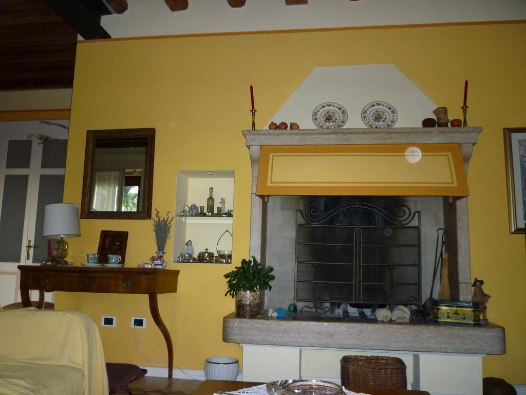 B&B Villa Dei Pini Domegliara Exterior photo